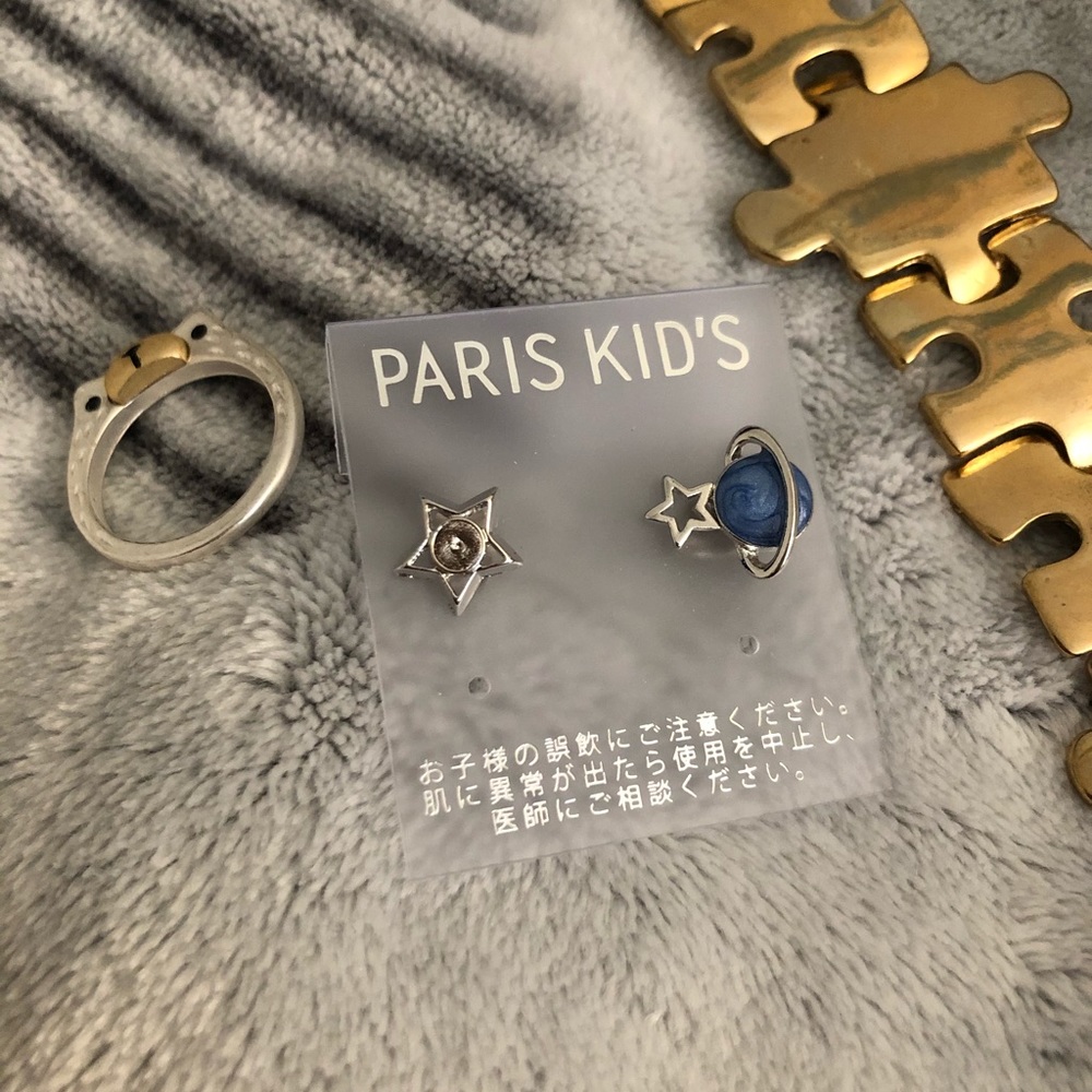 Jewelry accessory bundle - Picture 6 of 8